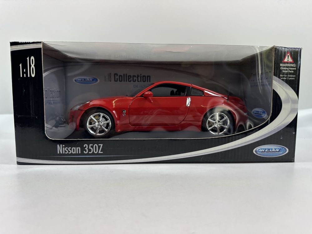 Lexus Sc430 Convertible in a Red 124 Scale Diecast Sports Car