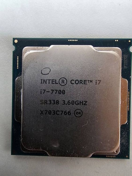 4 mal I7-7700 INTEL CPU Pro CPU 20.- (Gebraucht) in Goldau für CHF 20 ...