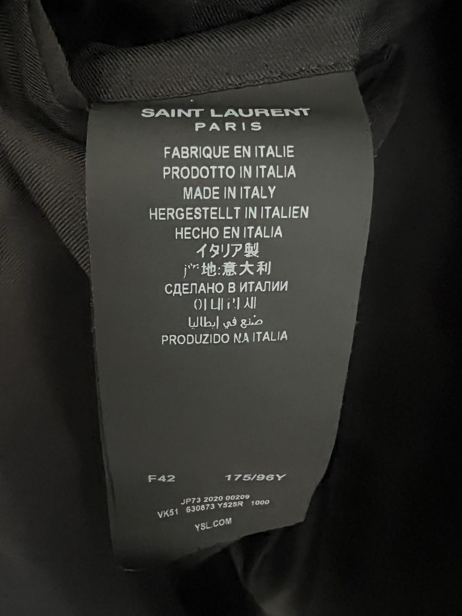 Saint Laurent Completi: SAINT LAURENT Velours, neu mit Etikett – Nuovo e nell'imballaggio originale da Zürich venduto da ReStyle. 6