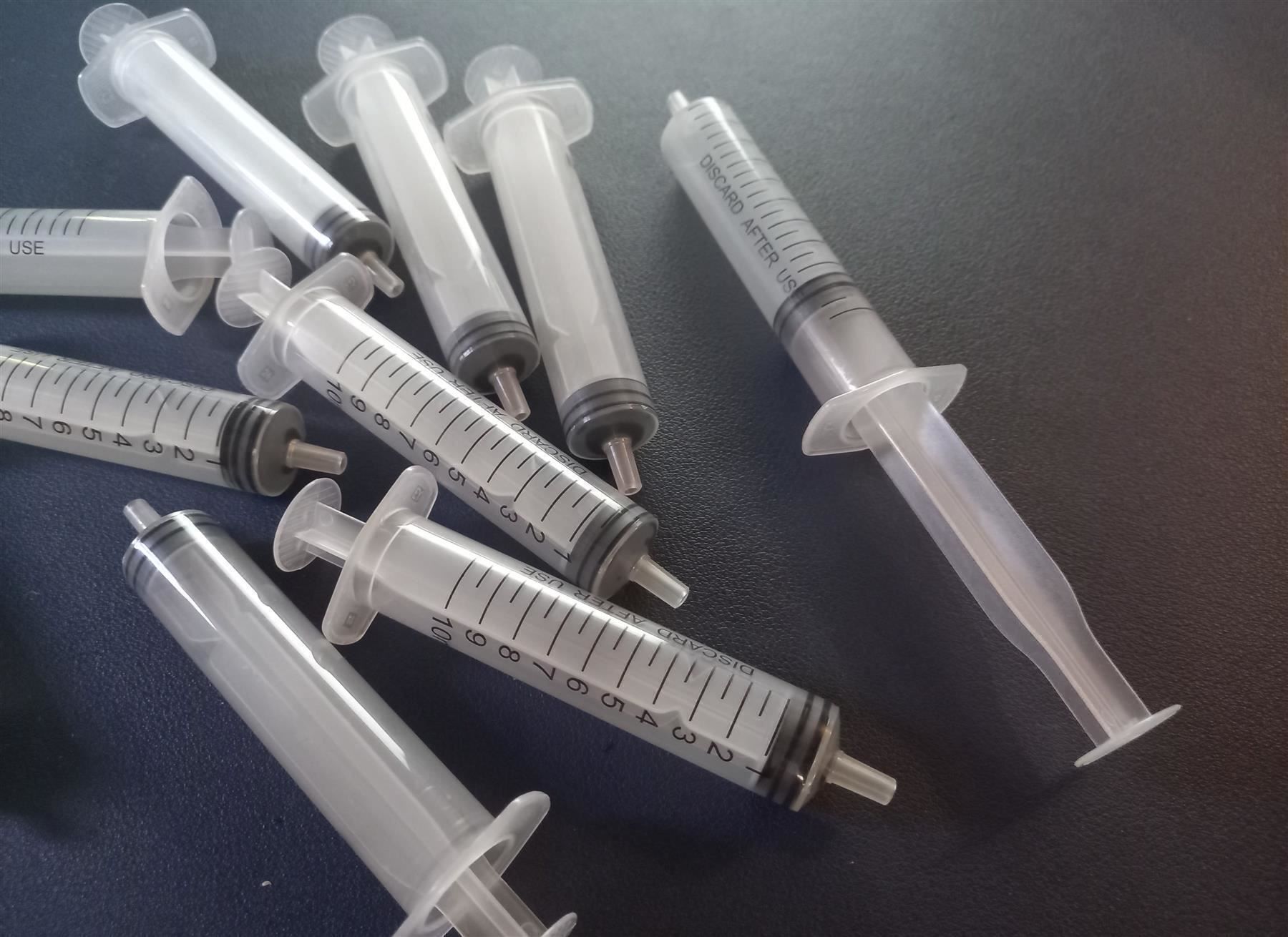 Medizinaltechnik: 40x Wiederverwendbare Spritze  20ml / seringue réutilisable – Gebraucht aus Lausanne von novastoris 1