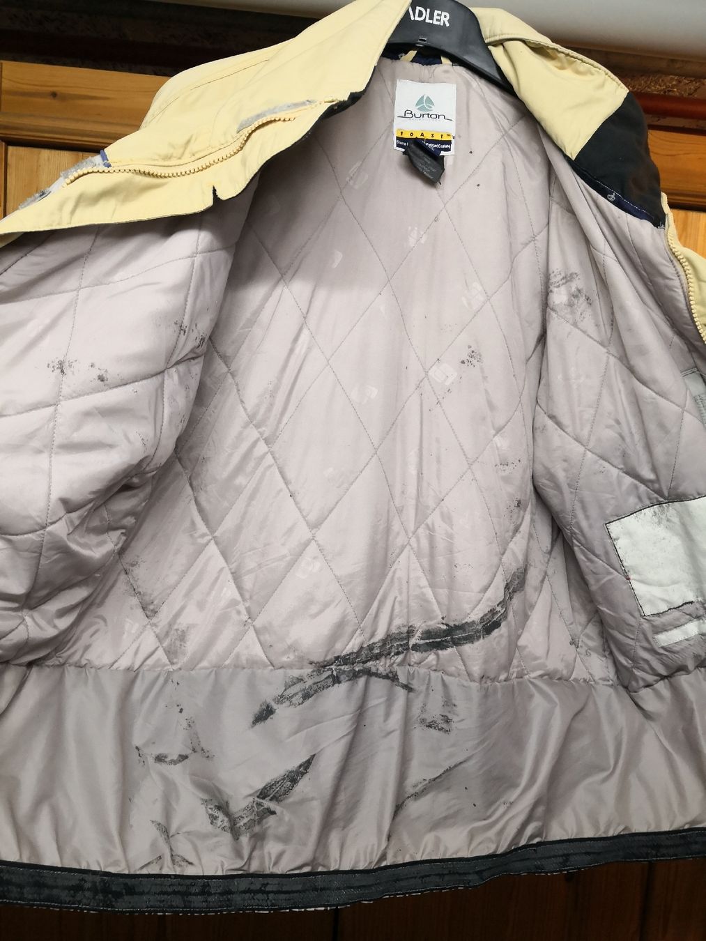Burton Giacche: Burton Snowboardjacke in Grösse M eher ein L – Usato da Bichelsee venduto da Raoul06 3