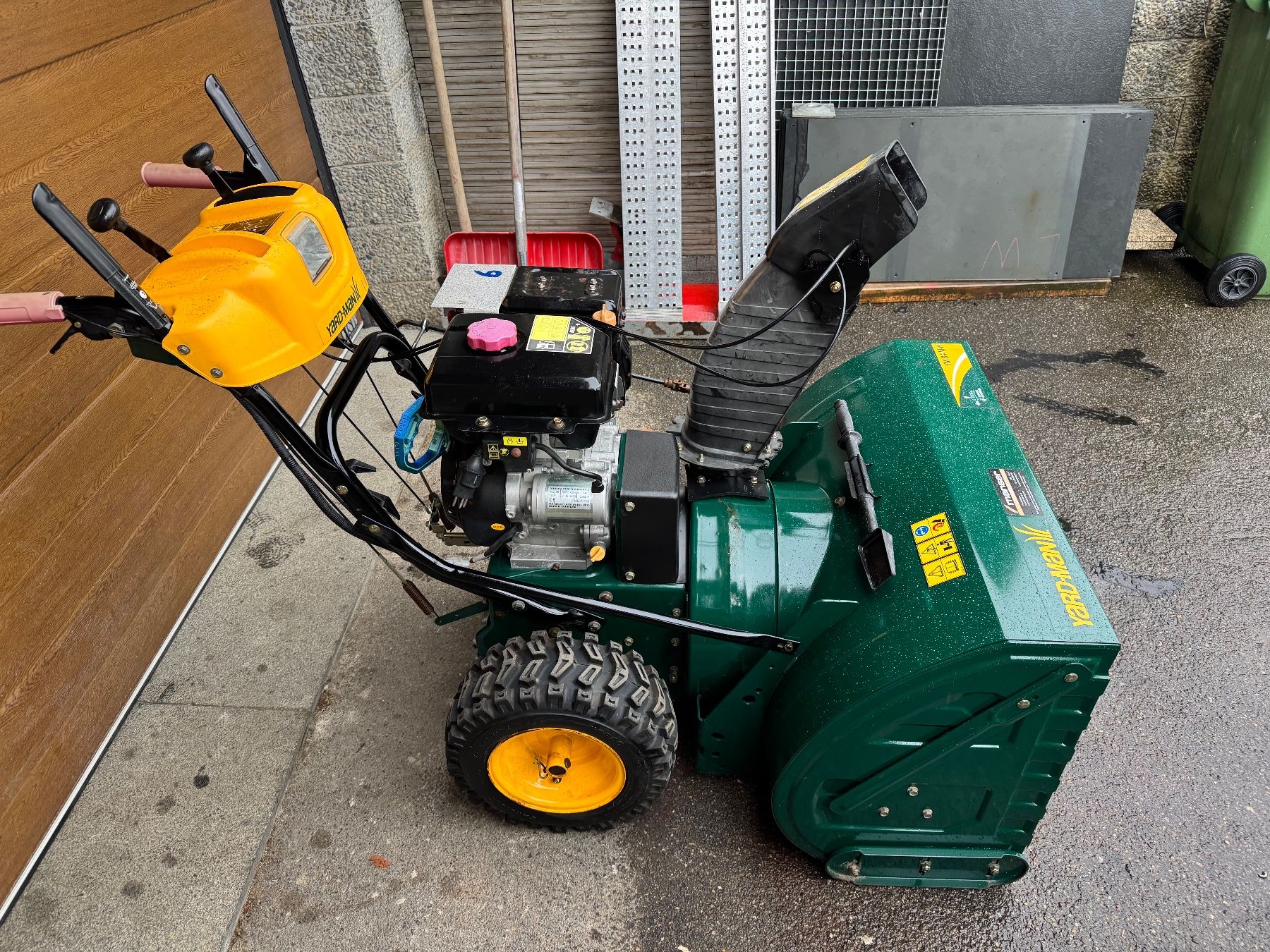 Tutte le macchine: Schneefräse Yard-Man YM 84 MW – Usato da Uetliburg SG venduto da Costaa 1