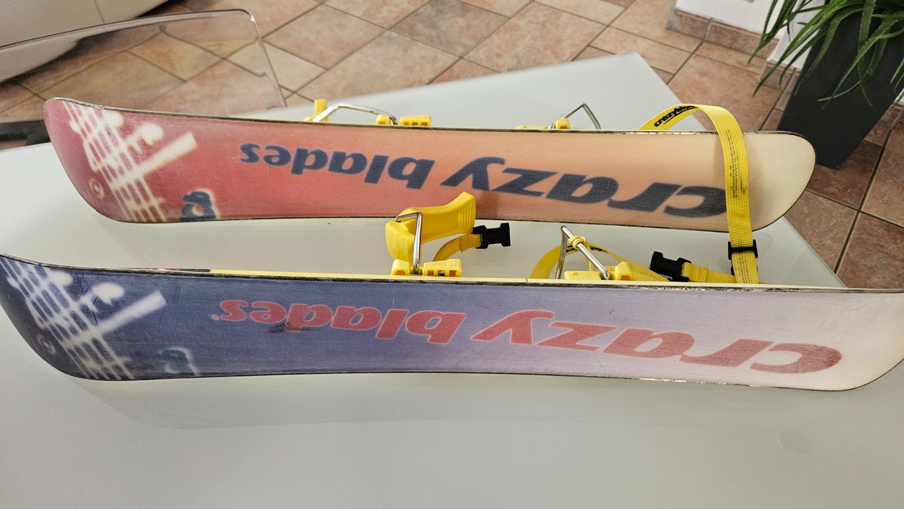 Skis: Sci corti Crazy Blades – D'occasion à Lumino par Doni_dp 1