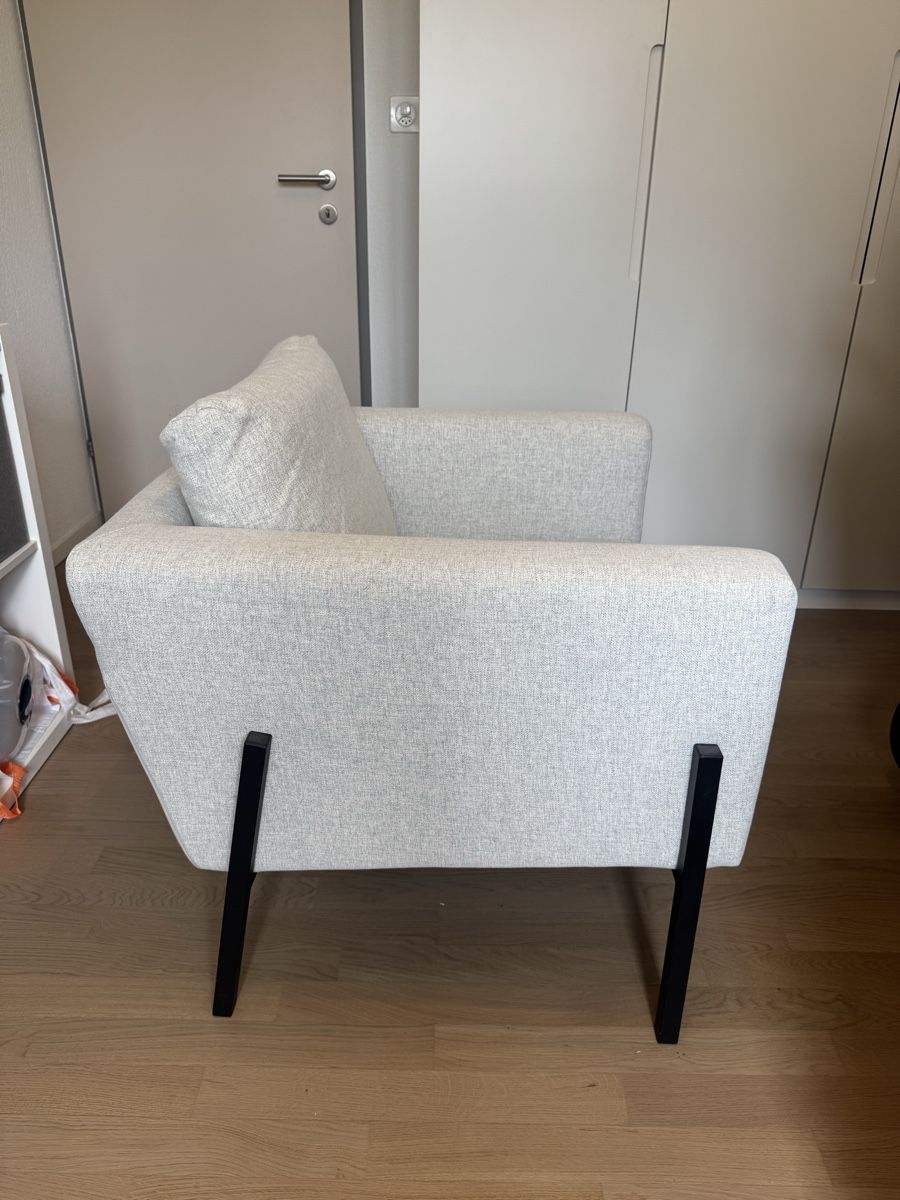 Ikea Sessel: Gemütlicher hellgrauer Sessel in top Zustand – Gebraucht aus Lachen SZ von Chiara_Rico_Nosiadek 1