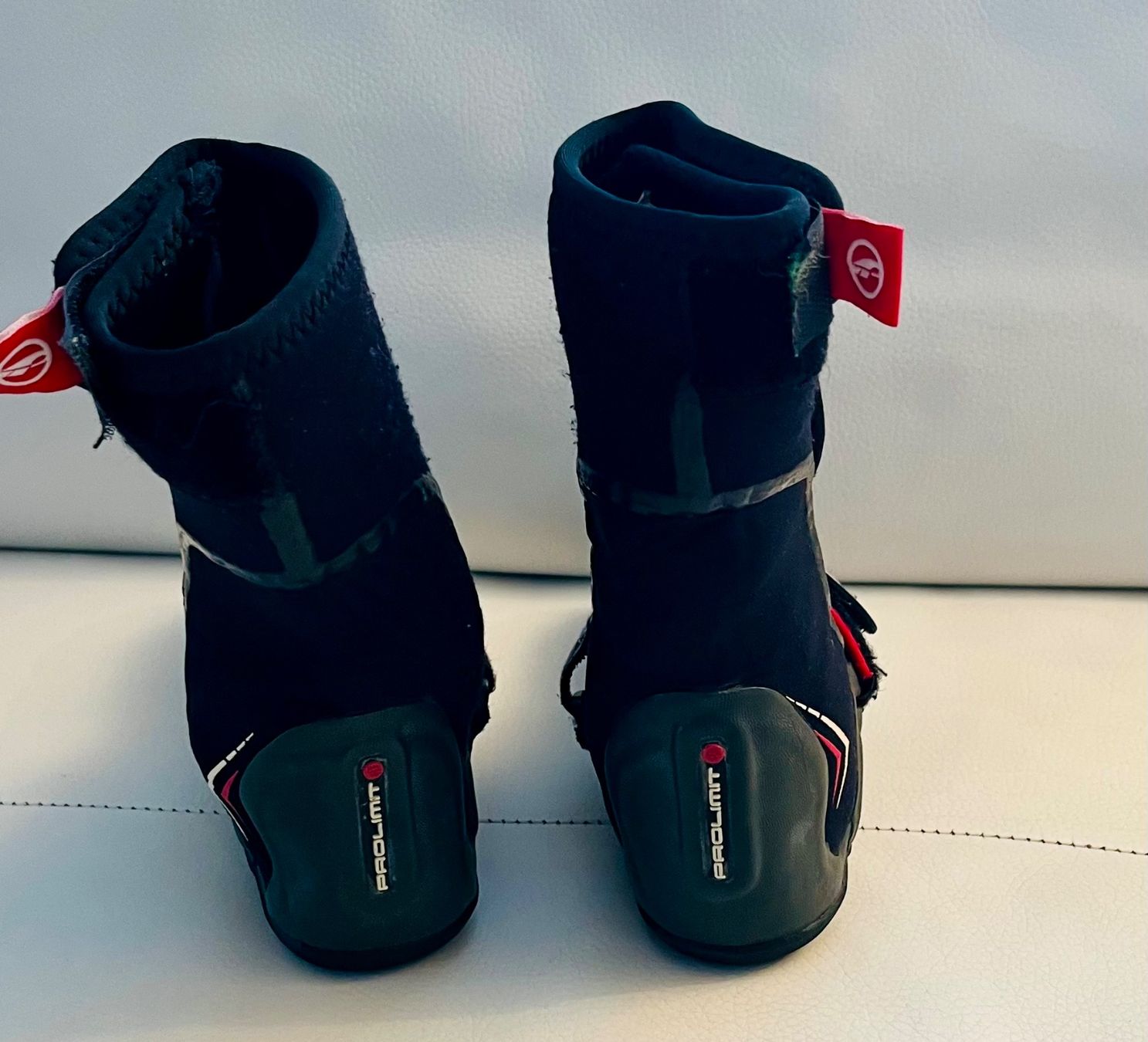 Scarpe da uomo: Chaussons de surf Prolimit, pointure 36 – Usato da Oberägeri venduto da Fredrichard 2