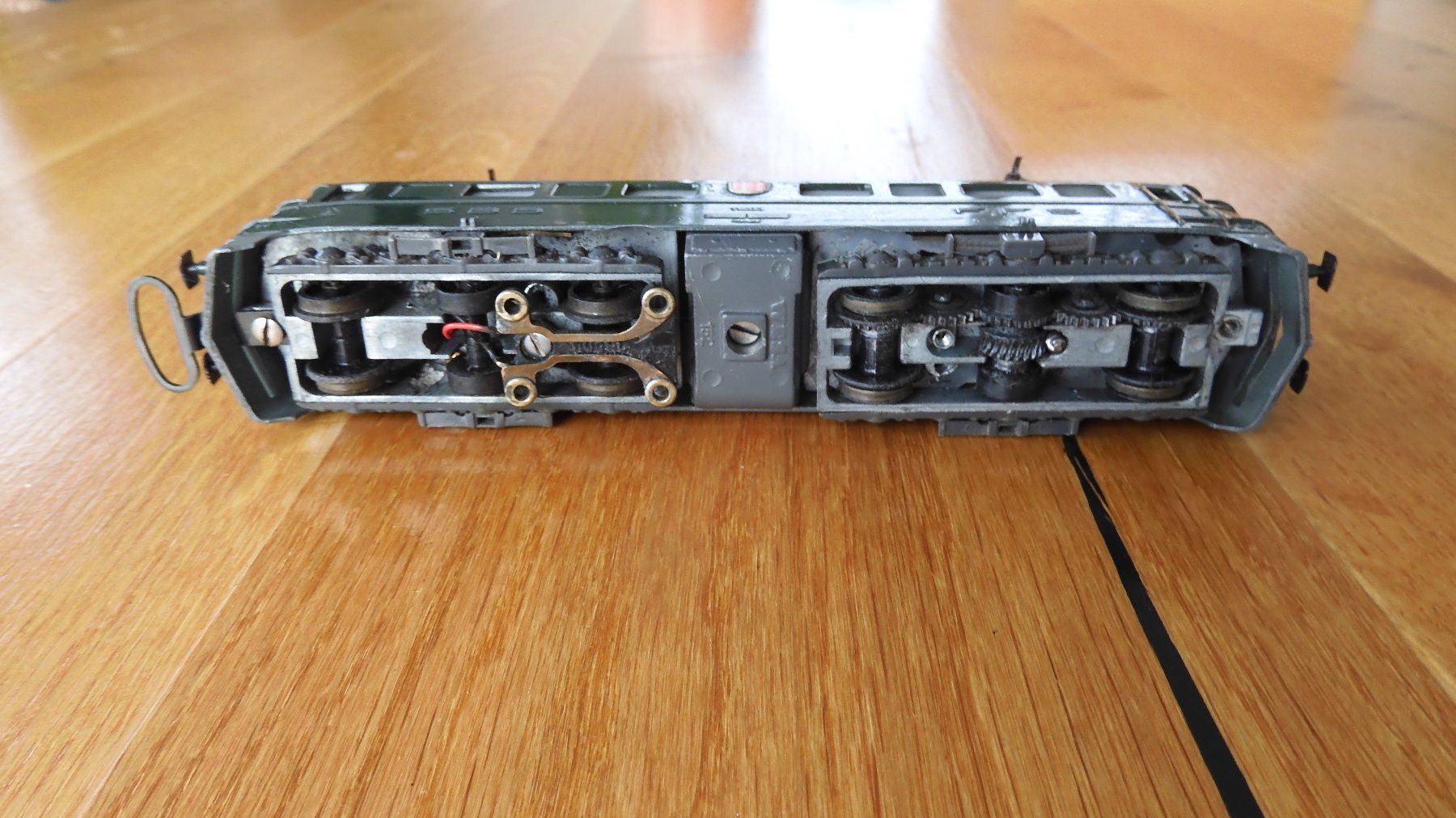 Wesa Modellini di ferrovie: WESA Lokomotive Ae.6-6 – Usato da Inkwil venduto da PeMat 4