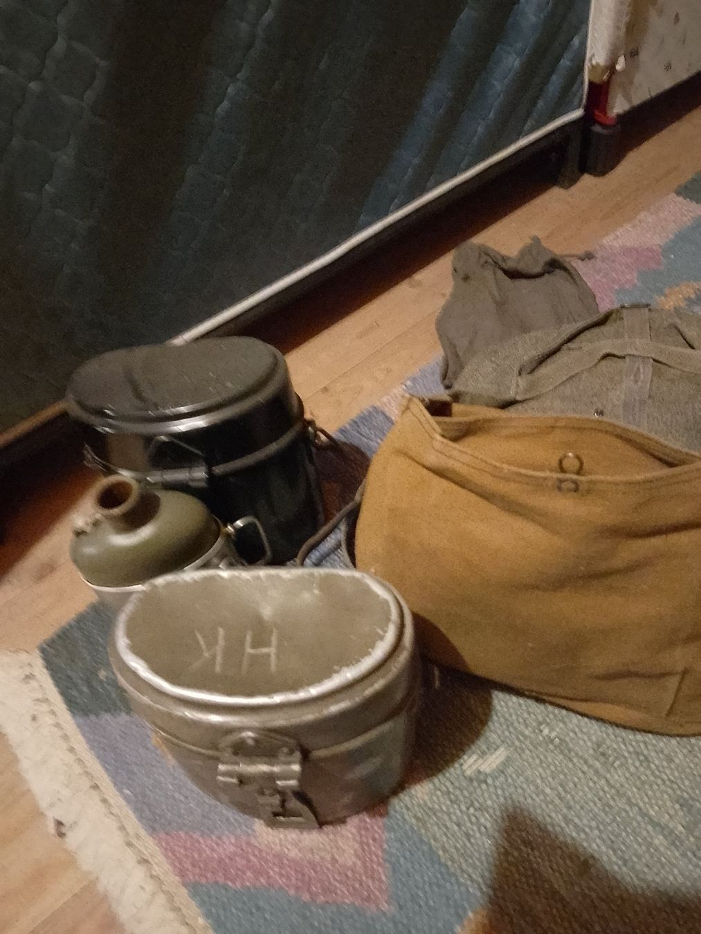Schweizer Armee Borracce & Thermos: 2 Gamellen, 1 Trinkflasche Militär – Usato da Weinfelden venduto da PaterPio1968