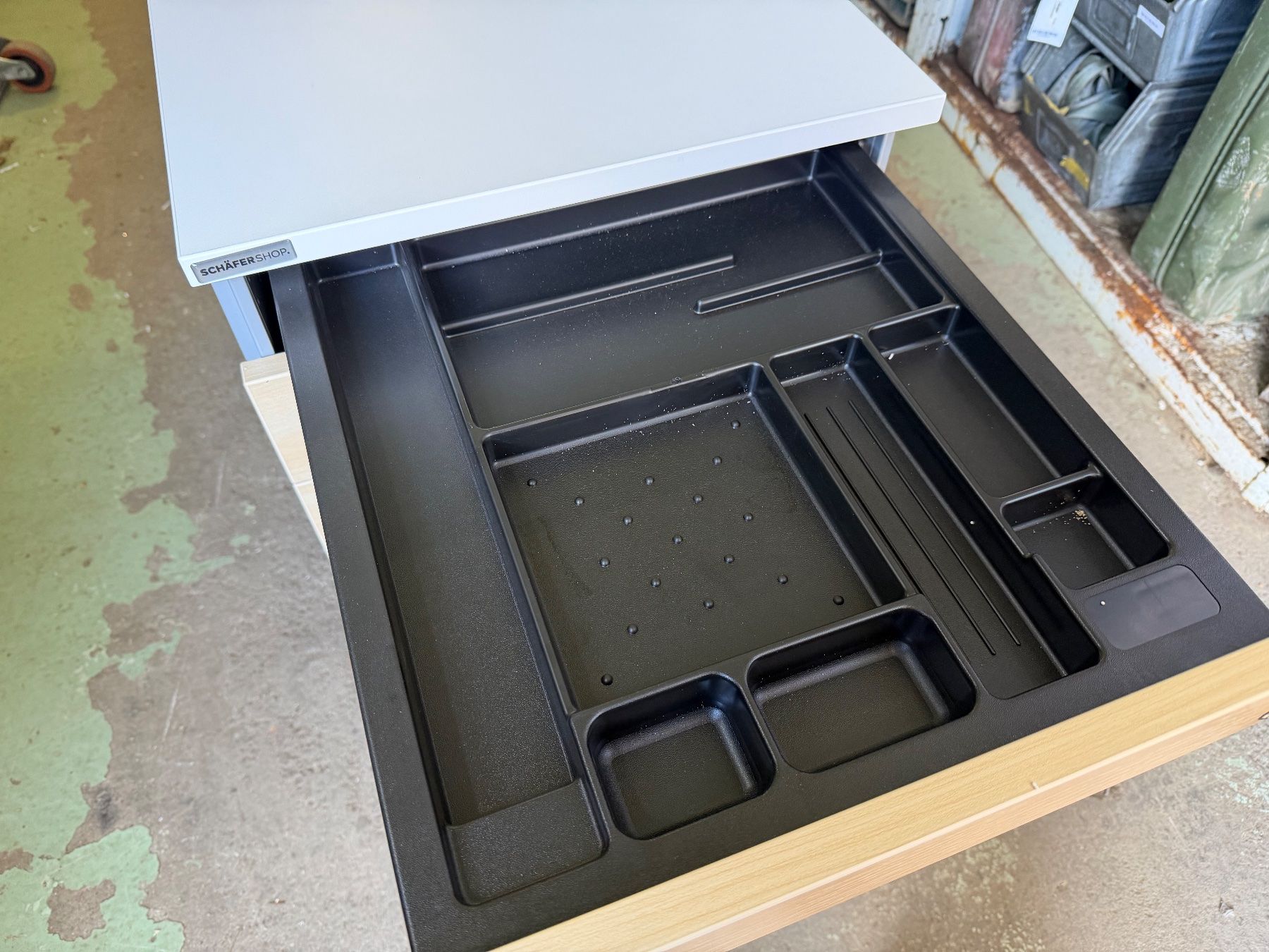Banconi: neuer Rollcontainer, 4 Schübe, mit Griffnut – Nuovo (secondo la descrizione) da Necker venduto da liq24 3