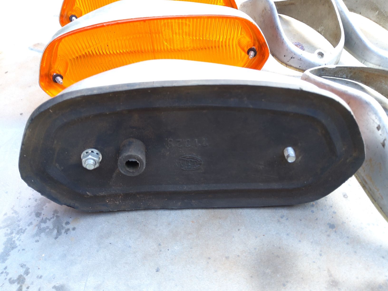 Sonstiges Fahrzeugzubehör: Oldtimer Blinker – Gebraucht aus Aeschi b. Spiez von Merk-Pullax 2