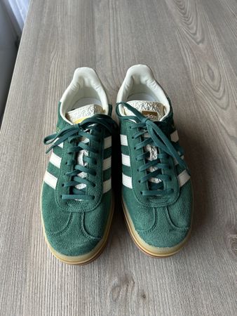 Adidas Gazelle Gruen/Weiss Gr. 40, Top Zustand, Sneaker, Vin