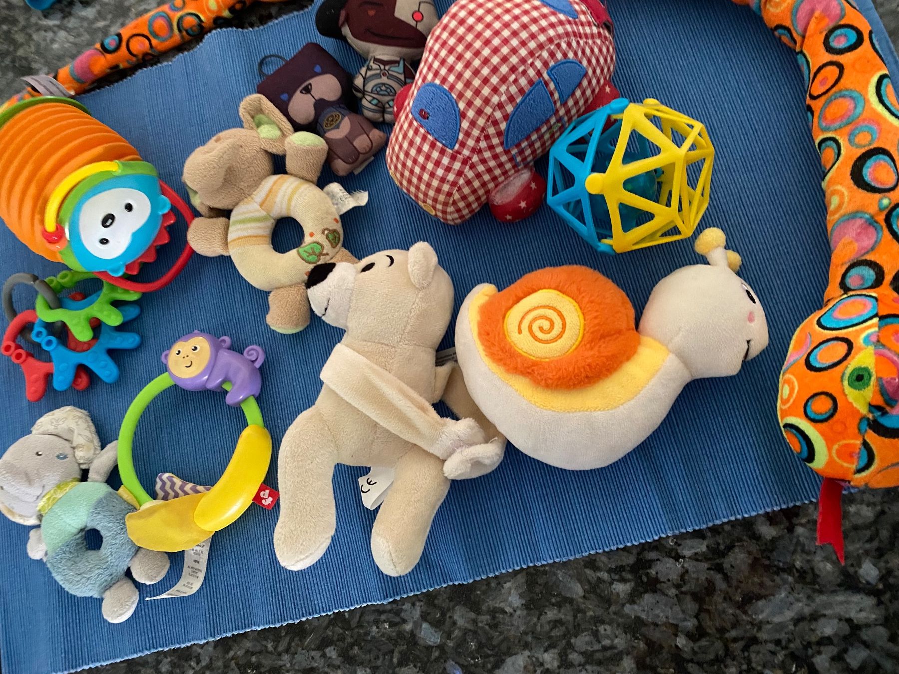 Jouets: Diverses Baby - Spielzeug – D'occasion à Allenwinden par Obalu 3