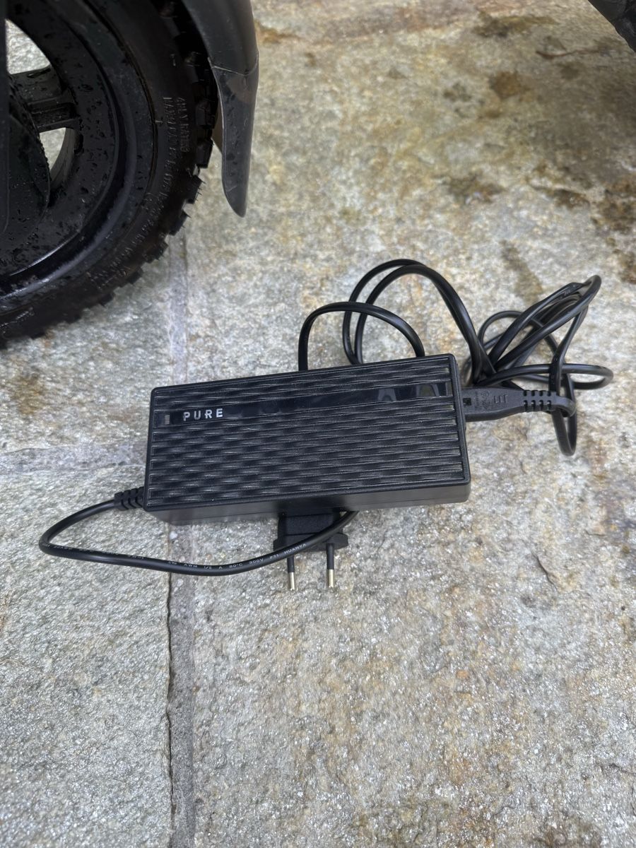 Kickboard: Elektro Trottinet / E Scooter / Pure Escape plus – D'occasion à Elgg par nauma05 3