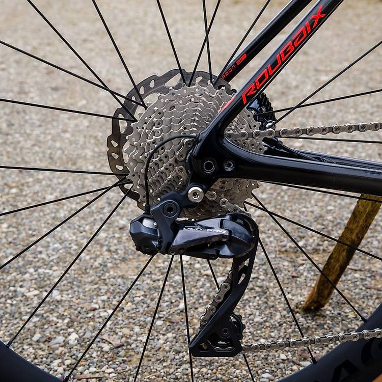 Specialized Vélos: Rennrad, Specialized, Roubaix, 54, Di2, Neu Carbonlaufräder – D'occasion à Schaffhausen par ada_kk8v 1