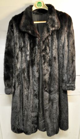 Manteau de fourrure "Canada Mink / vison d'Amérique"
