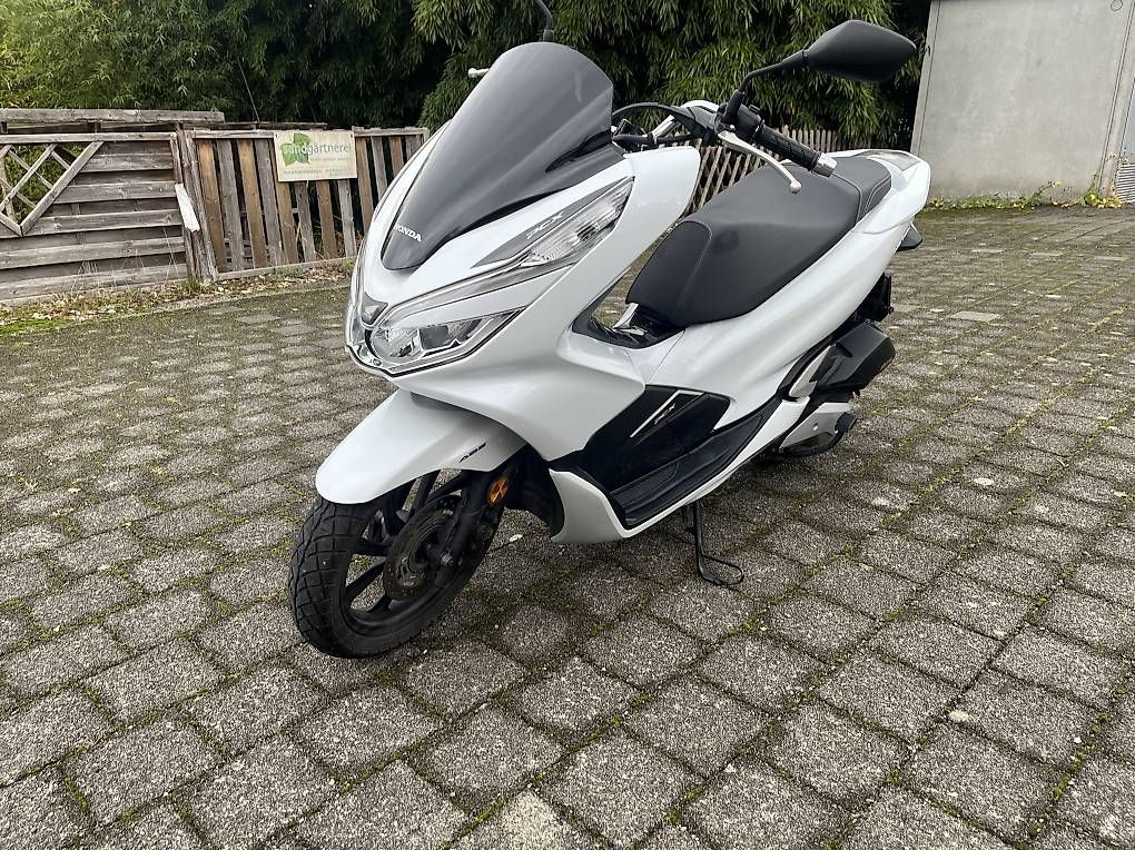 Honda Strada: Motorrad Honda PCX 125 ABS – Usato da Beinwil am See venduto da schlu11