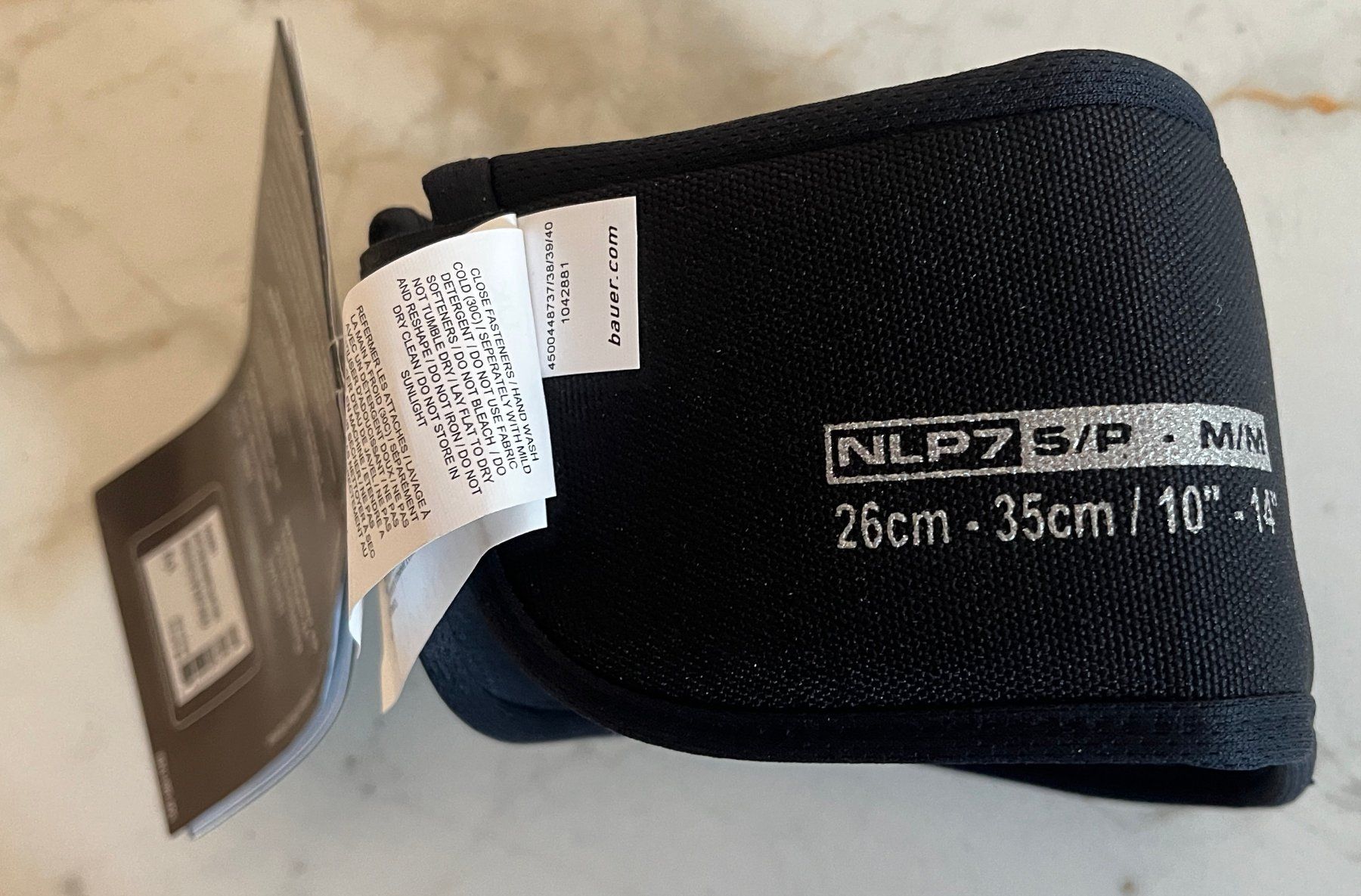 Bauer Schutz & Schoner: Bauer NG NLP7 Core Neck Guard - YOUTH S - M – Neu und originalverpackt aus Le Noirmont von bouboun21 1
