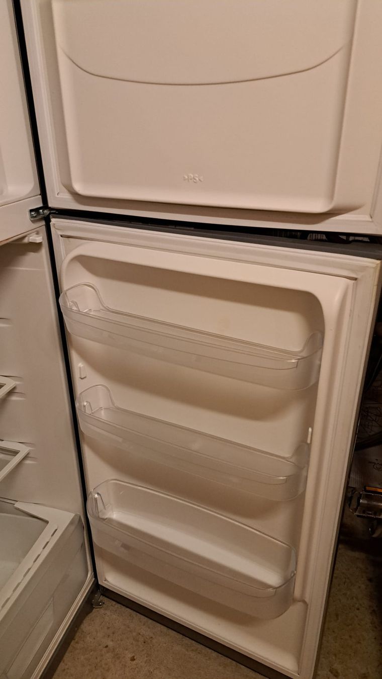 Frigoriferi: Frigo indesit gris  – Usato da Nyon venduto da nay_y72c 1