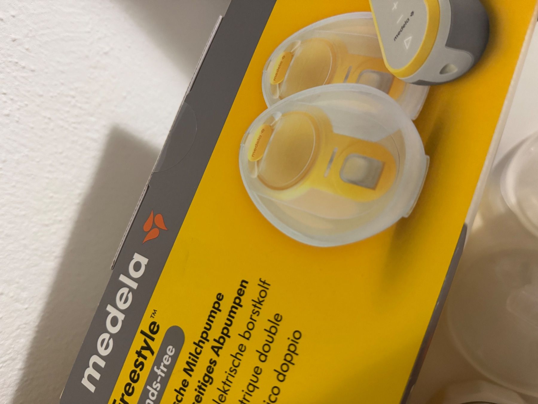 Medela Accessori per l’allattamento: Medela Milchpumpe NEU + Zubehör – Usato da Reinach AG venduto da far_5fg8 2
