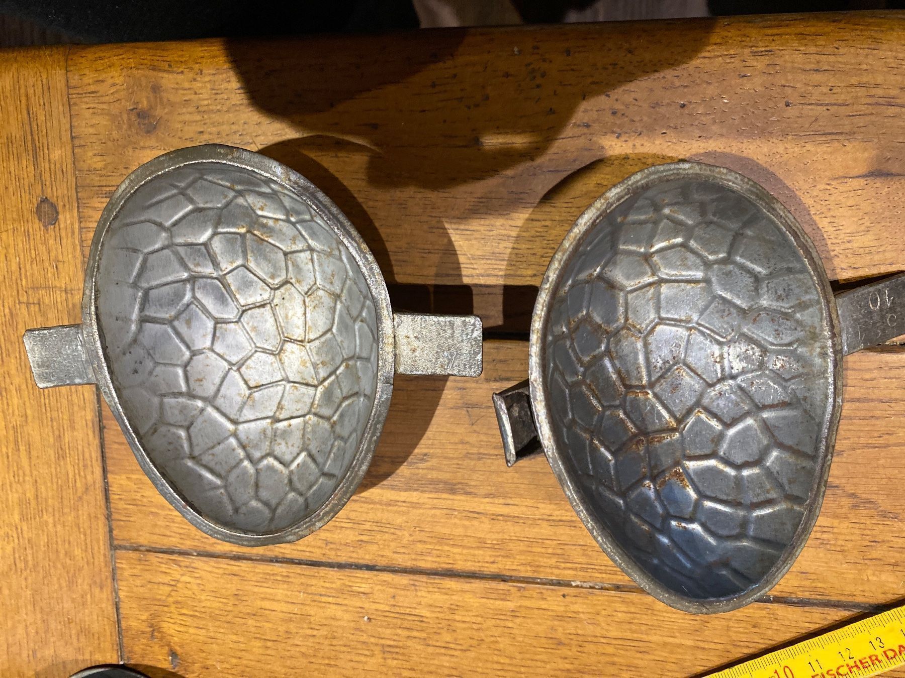 Moules à gâteaux: Moule chocolat œuf ei schokoladenform 11cm – D'occasion à Lajoux JU par Briard0 1