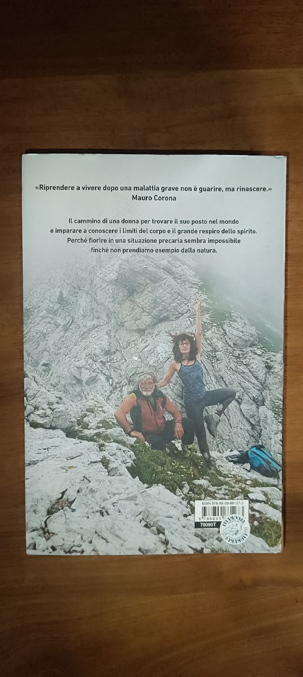 Bücher: Libro "Fiorire tra le rocce" – Gebraucht aus Bellinzona von gab_t52k 1