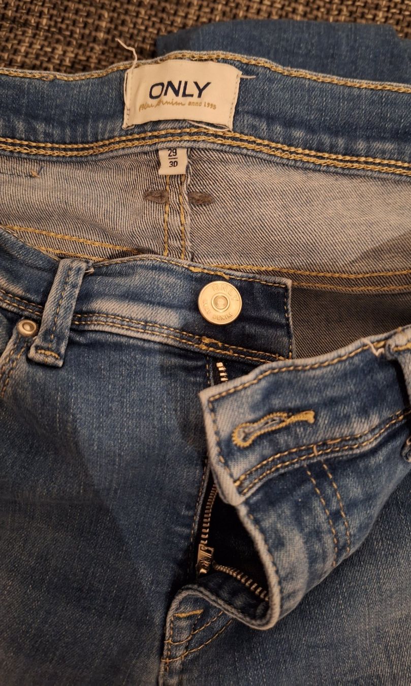 Only Jeans: ONLY Bluejeans Grösse 29/30 – Gebraucht aus Winterthur von Simply_nm 2