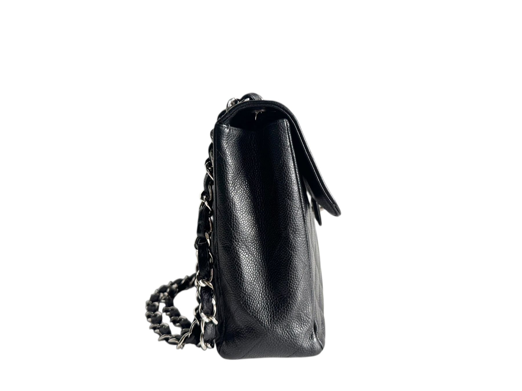 Chanel Taschen für Damen: CHANEL Caviar Jumbo Single Flap Bag Tasche – Gebraucht aus Kriens von hannaandkiko 4