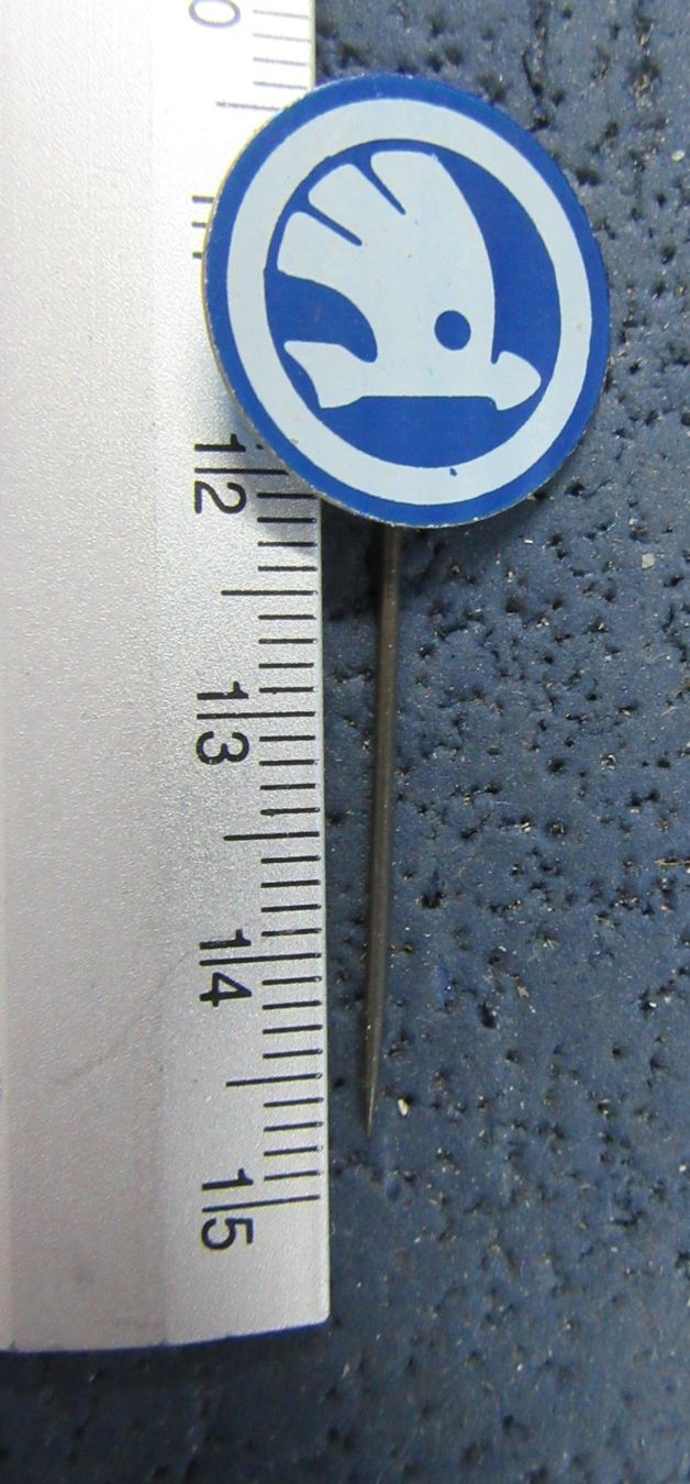 Skoda Plaquettes & Badges: SKODA AUTO LOGO ANSTECKNADEL – D'occasion à Ettingen par Hausi4711 1