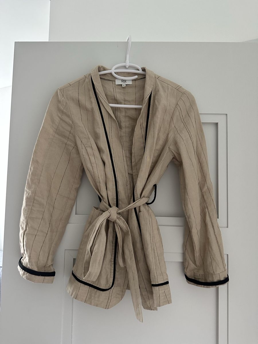 Jacken: Lightweight Jacket  – Neu (gemäss Beschreibung) aus Zürich von juz_2t2j