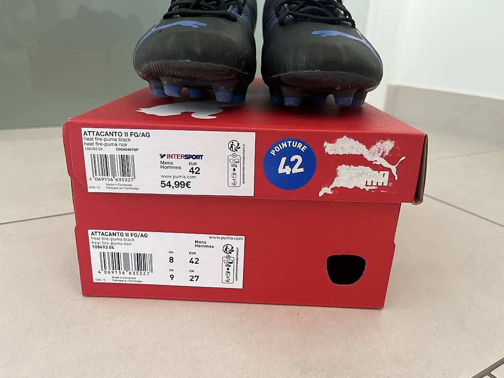 Scarpe da uomo: Chaussures foot garçon, taille 42 – Usato da Perly venduto da Evan78 1