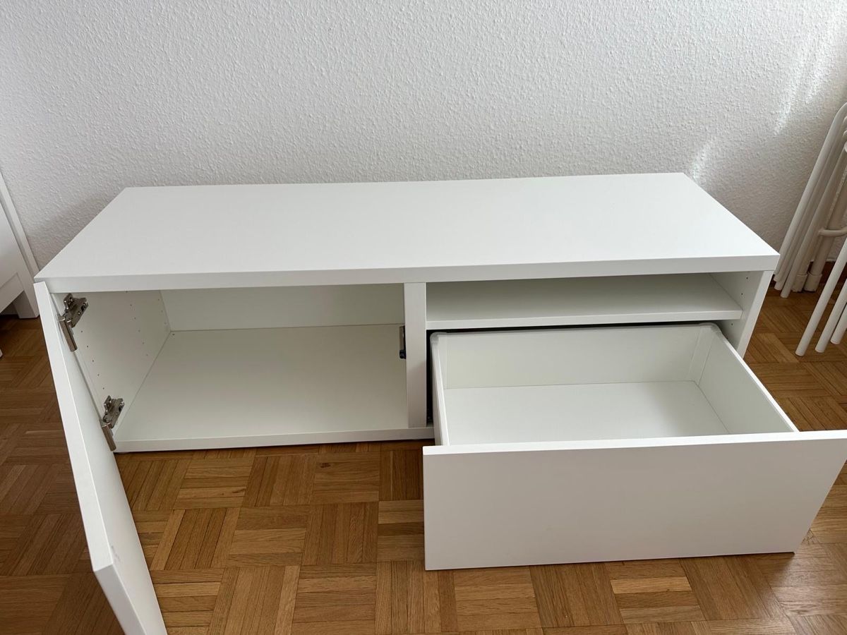 Ikea Mobili TV: Meuble TV blanc – Usato da Genève venduto da amd_z25d 1