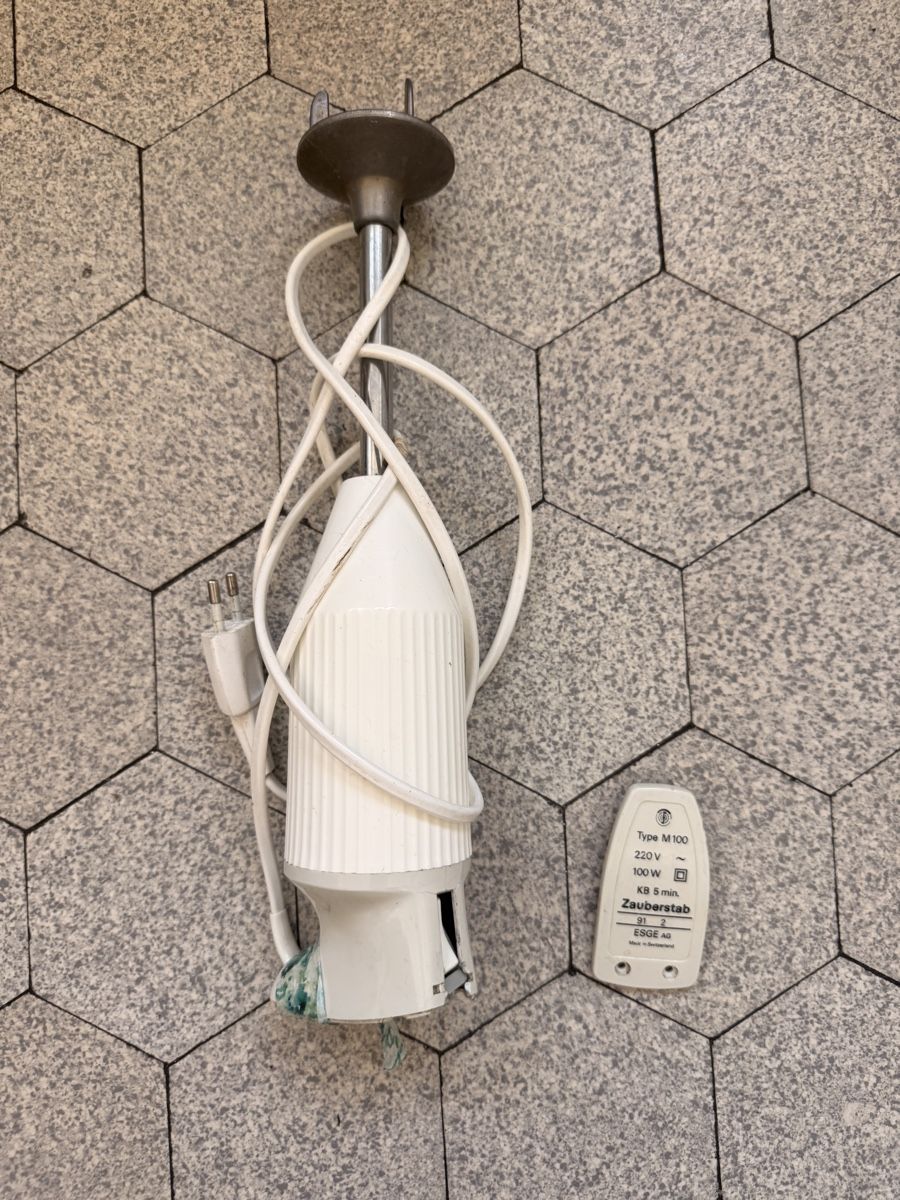 Bamix Elettrodomestici da cucina: Zauberstab ESGE Type M100 220V 100W gebraucht – Difettoso da Zürich venduto da nakasch