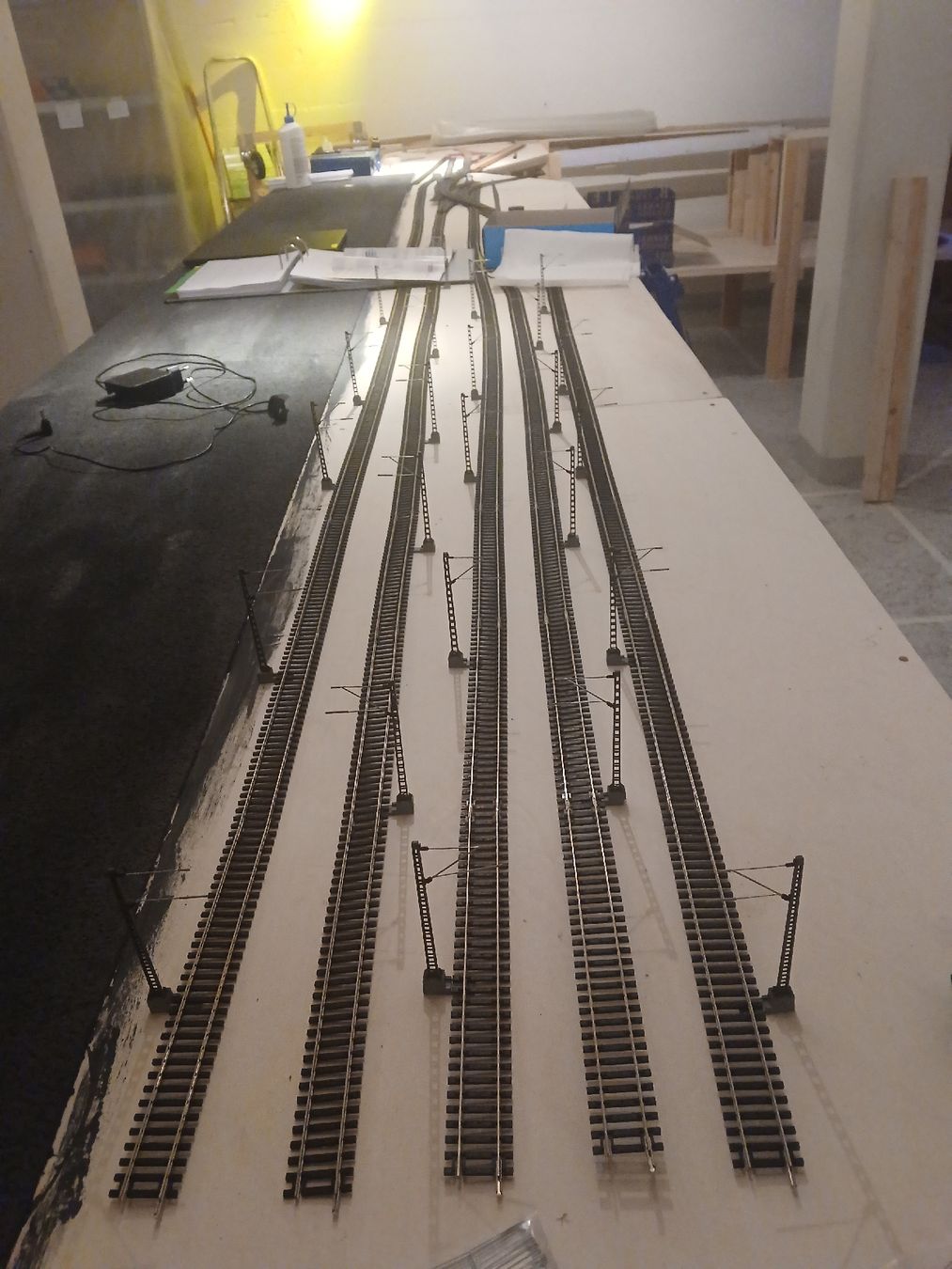 Viessmann Modelleisenbahnen: H0 Viessmann DB Oberleitung – Neu (gemäss Beschreibung) aus Brügg BE von Just_standing_here 2