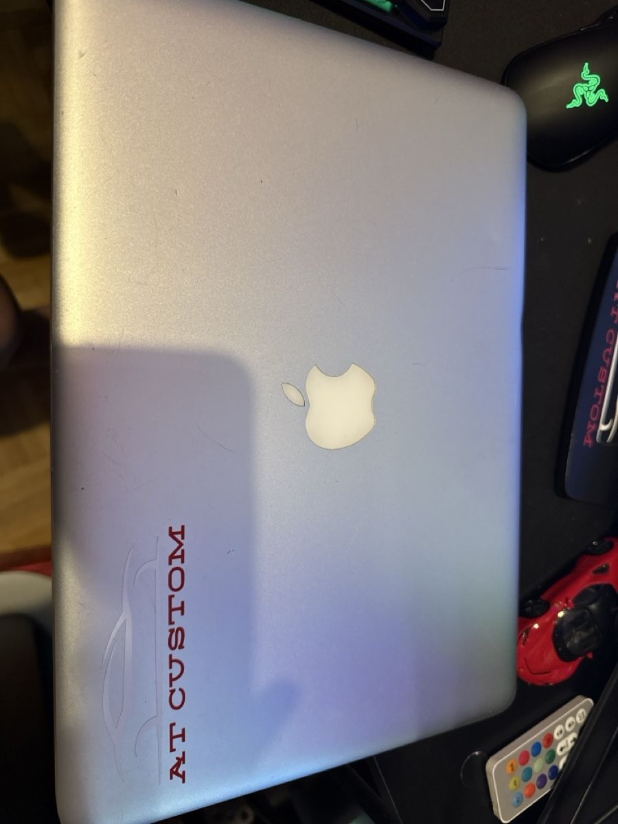 Apple Notebook: MacBook Pro 2010  – Usato da Oberrohrdorf venduto da dia_r9l9