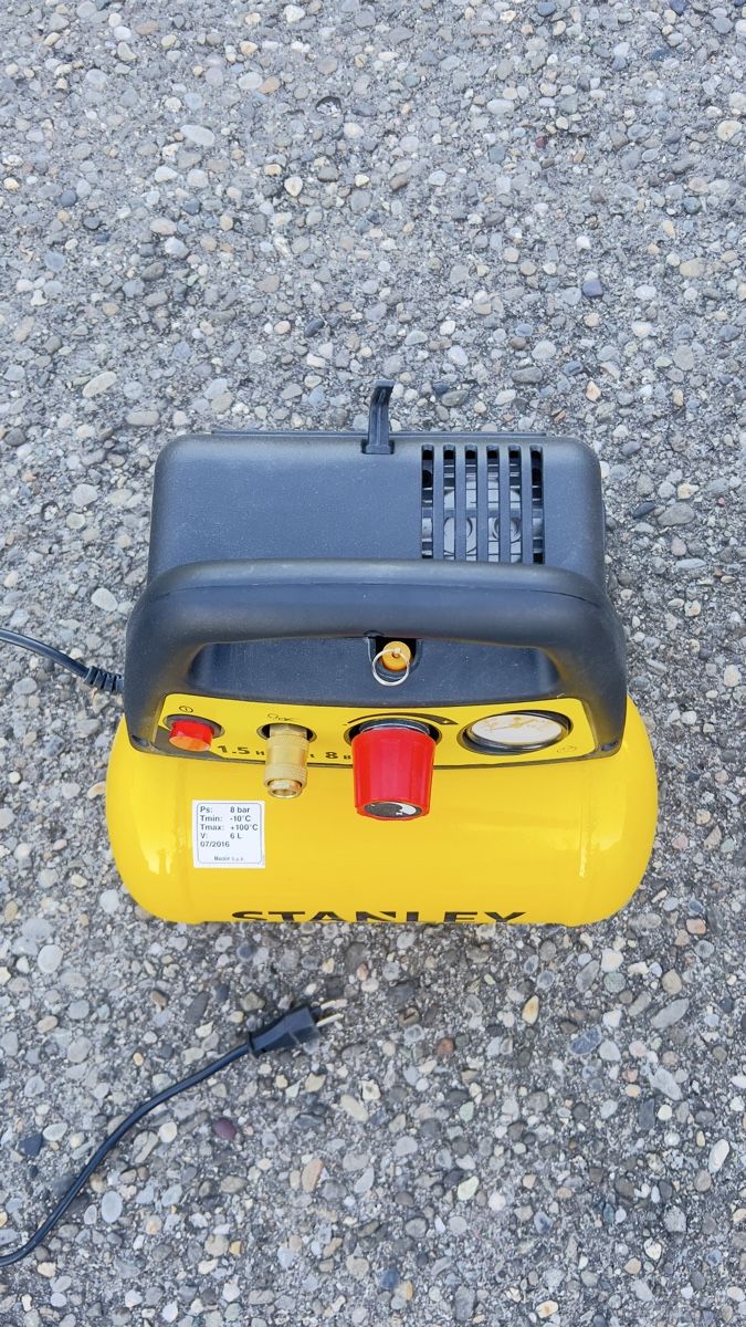 Stanley Compressori: Stanley Kompressor, neuwertig, – Usato da Madiswil venduto da SWISS_49.B 1