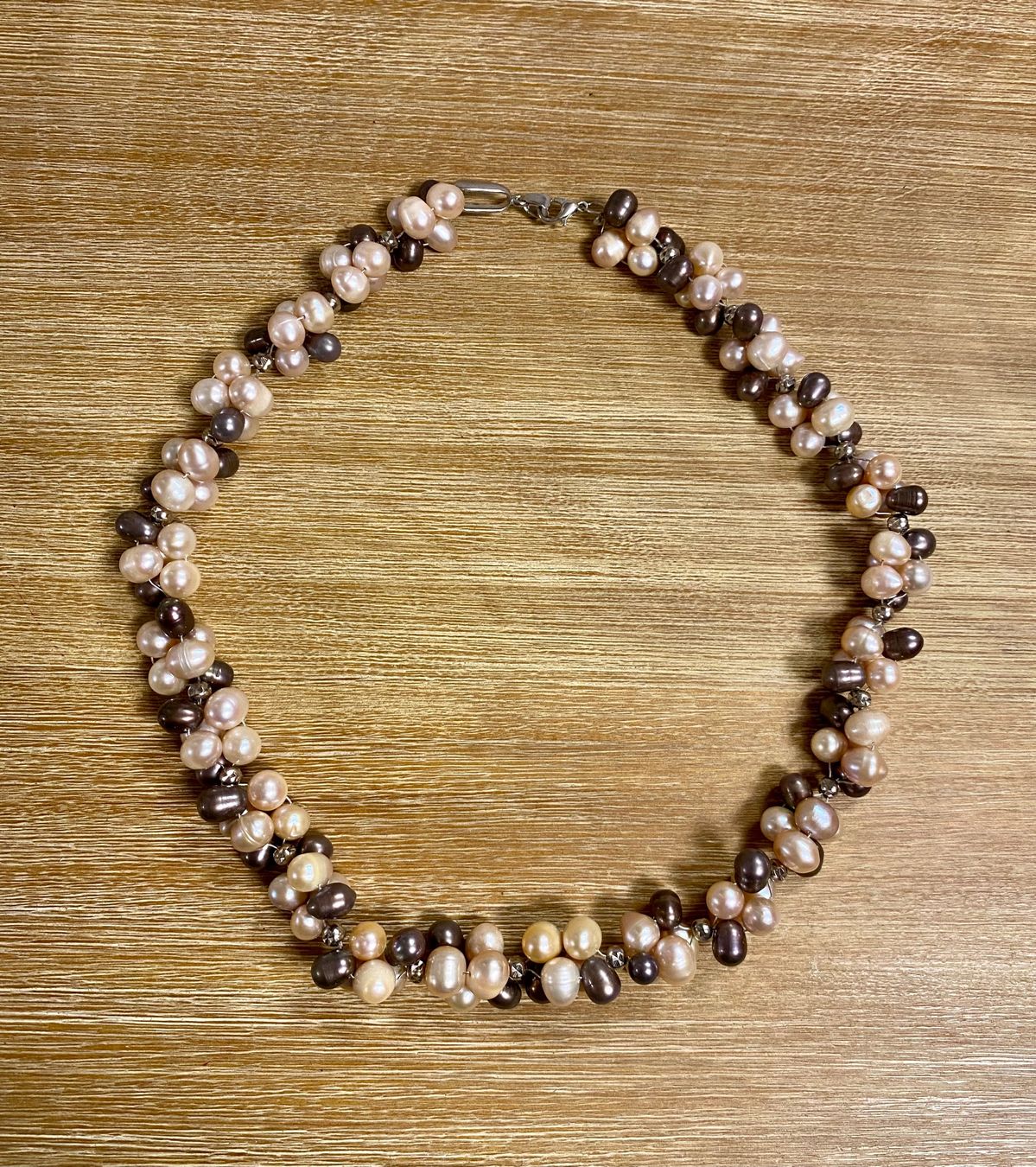 Catenine: Schmuckstück - schönes Perlen Collier – Nuovo (secondo la descrizione) da Grenchen venduto da glamourlady
