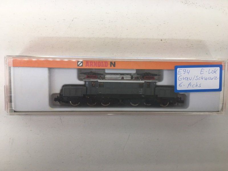 Arnold Modelleisenbahnen: Arnold 2312 Spur H0 E94 Deutsche Reichsbahn grau – Gebraucht aus Büsserach von ModellbahnDepot