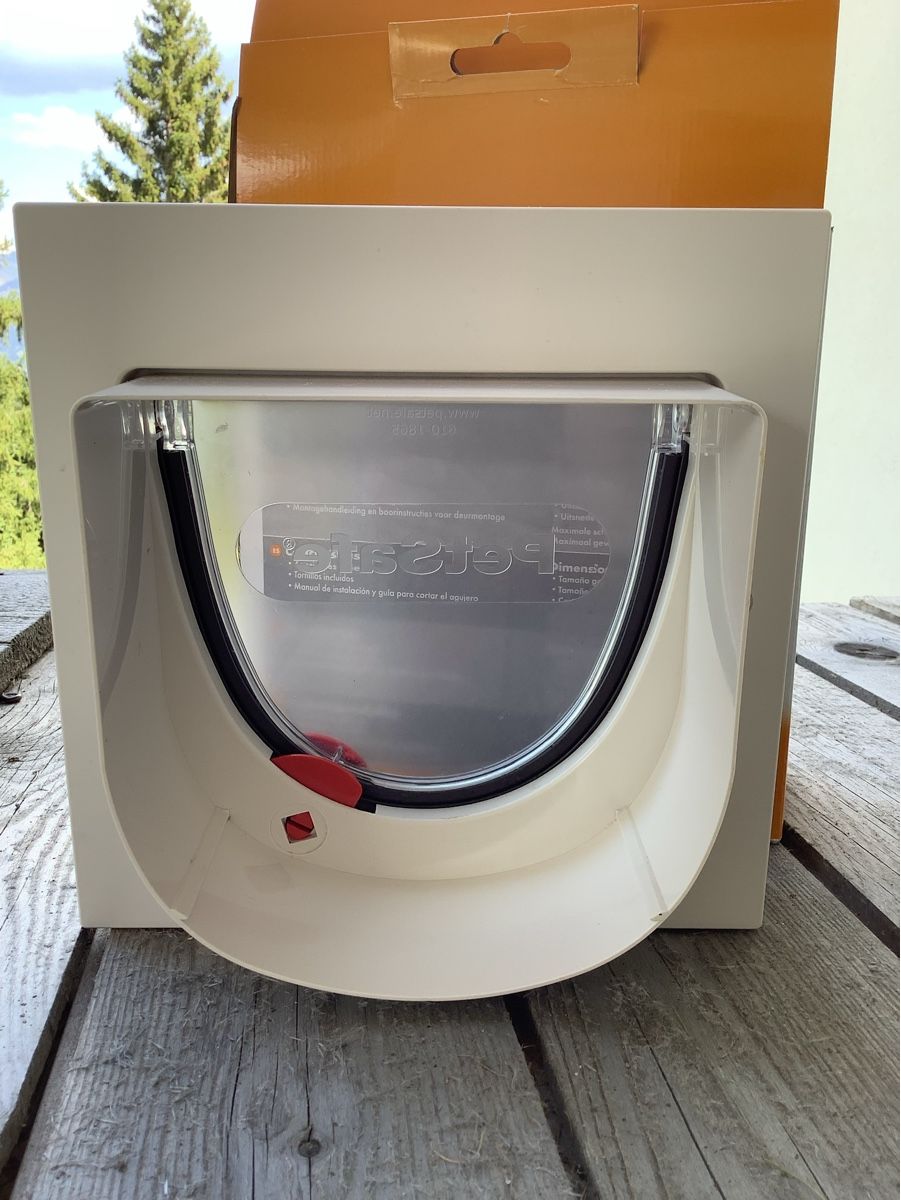 Gattaiole: Katzenklappe – Usato da Chur venduto da jk.84 2