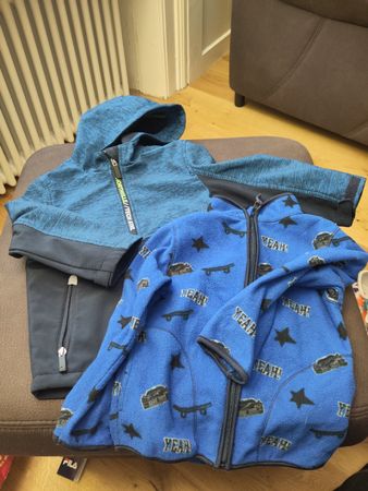 Softshelljacke und Faserpelzjacke