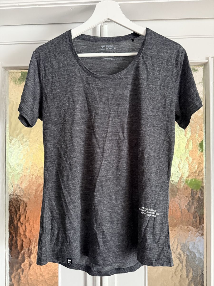 Mons Royale T-shirt: Mons Royal Merino Tee M – Usato da Liebefeld venduto da Lalyle 2