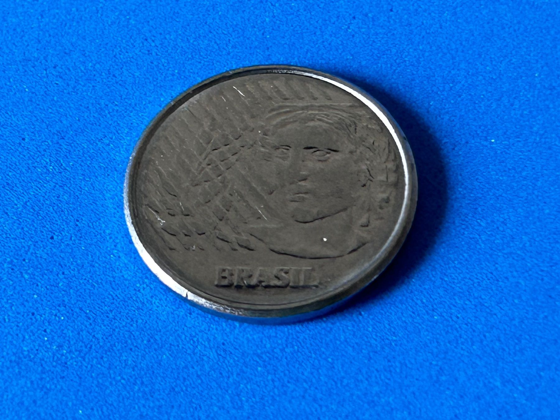 Tutti le monete: Brazil - 5 Centavos 1997 – Usato da Corcelles NE venduto da AJKader 3