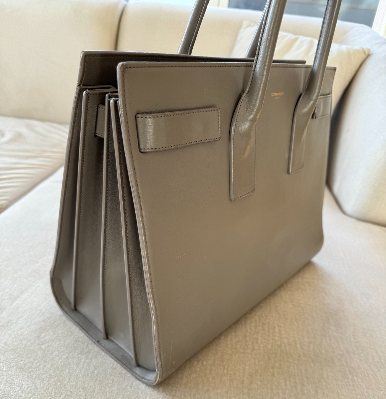 Saint Laurent Borse da donna: Saint Laurent Sac de jour – Usato da Zumikon venduto da nana_5k9m 6