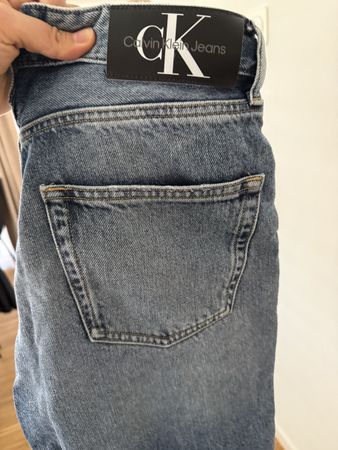 Calvin Klein Jeans zerrissene Damen Jeans Gr. W33 neuw. (58)