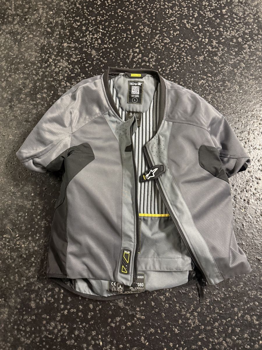 Alpinestars Protezioni & Imbottiture: Alpinestars Tech-Air Airbag Weste Grösse L – Usato da Lenzburg venduto da artrs30