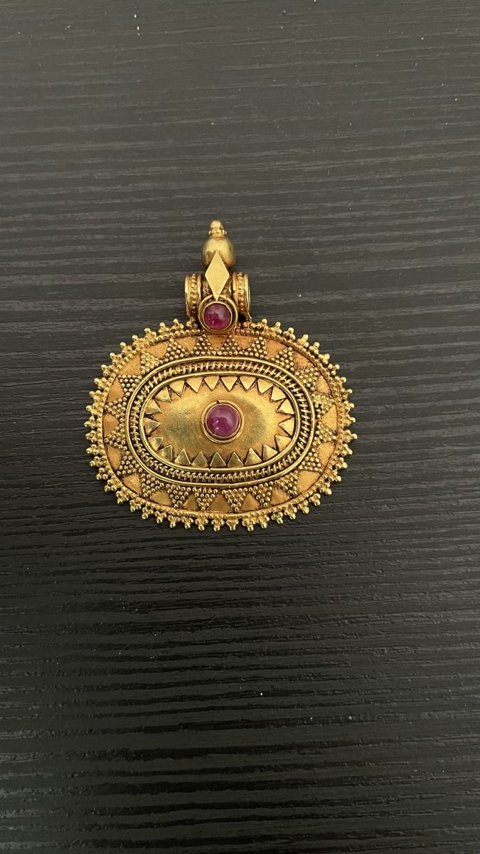 Ciondoli: Antikes Goldamulett, 20 Karat Gold – Usato da Basel venduto da Tscherri