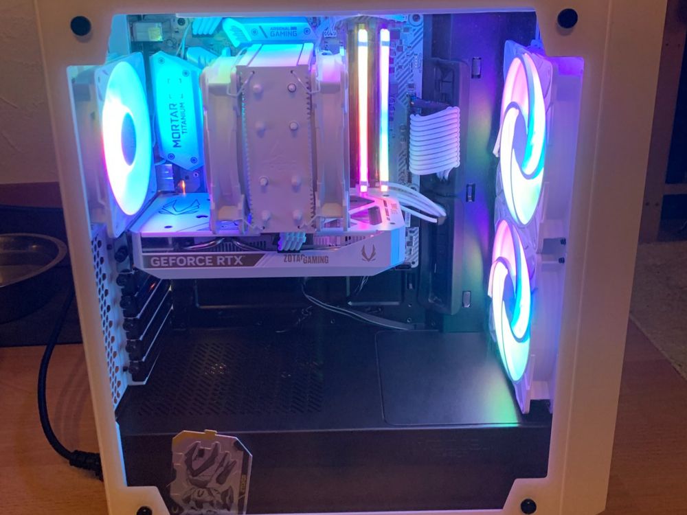 # White/Black Gaming-PC – Gaming-Tage ohne Ende! (Neu (gemäss ...