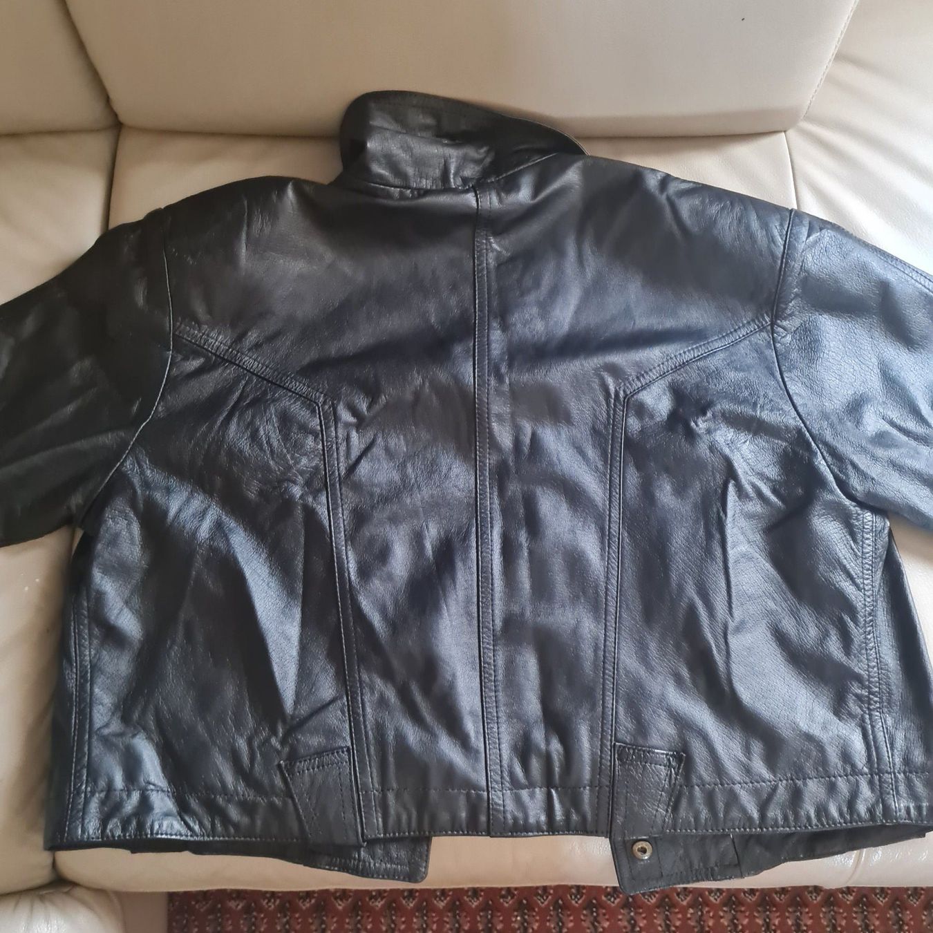 Giacche: Lederjacke in schwarz , Grösse L – Usato da Coeuve venduto da Nelly2 4