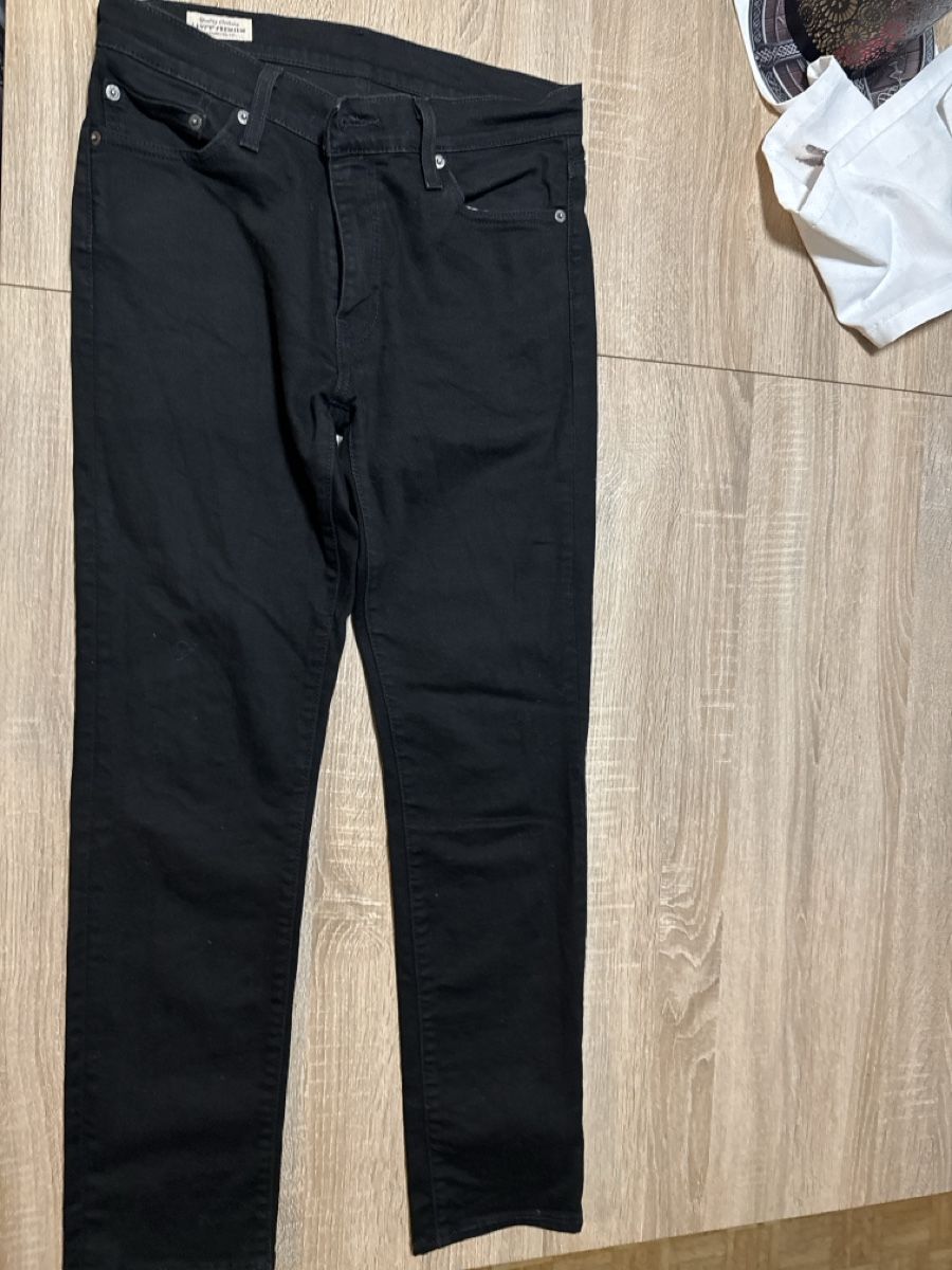 Levi's Jeans: Schwarze Levi’s Jeanshose 511 – Usato da Moutier venduto da Ste018 1