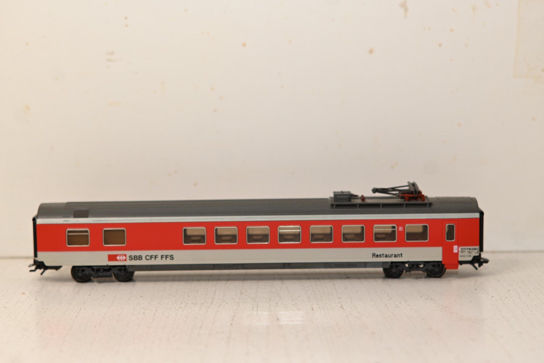 Märklin Modellini di ferrovie: Restaurant Wagen Märklin HO/AC – Usato da Laupen ZH venduto da Zmoewe