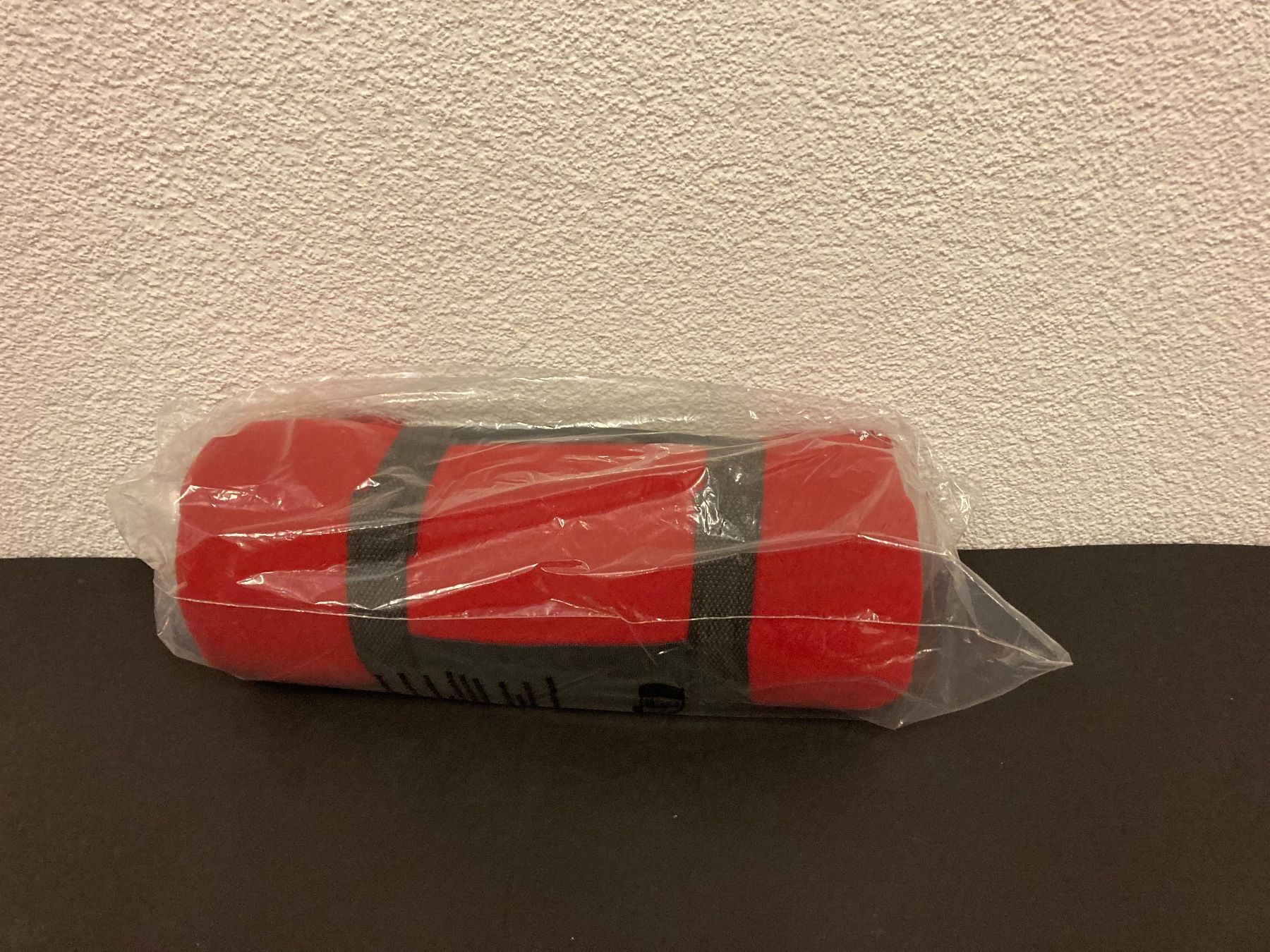 Decken: Fleece Decke rot, ca. 120 x 160 cm – Neu und originalverpackt aus Neuenhof von jorogo 1