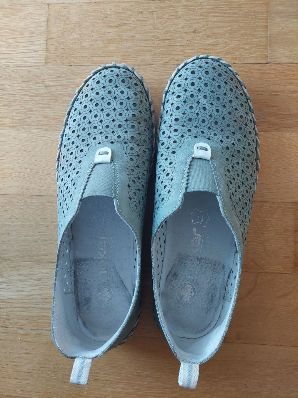 Rieker Chaussures femmes: Slipper Leder Rieker Grösse 39 – D'occasion à Bern par Barky